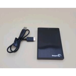 Seagate 500 GB External Hard Drive Model SRDOSPO 1D8AP8-500